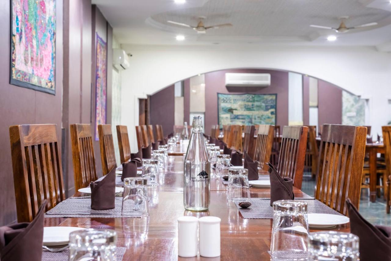Hotel Ranthambore Regency Sawai Madhopur Buitenkant foto