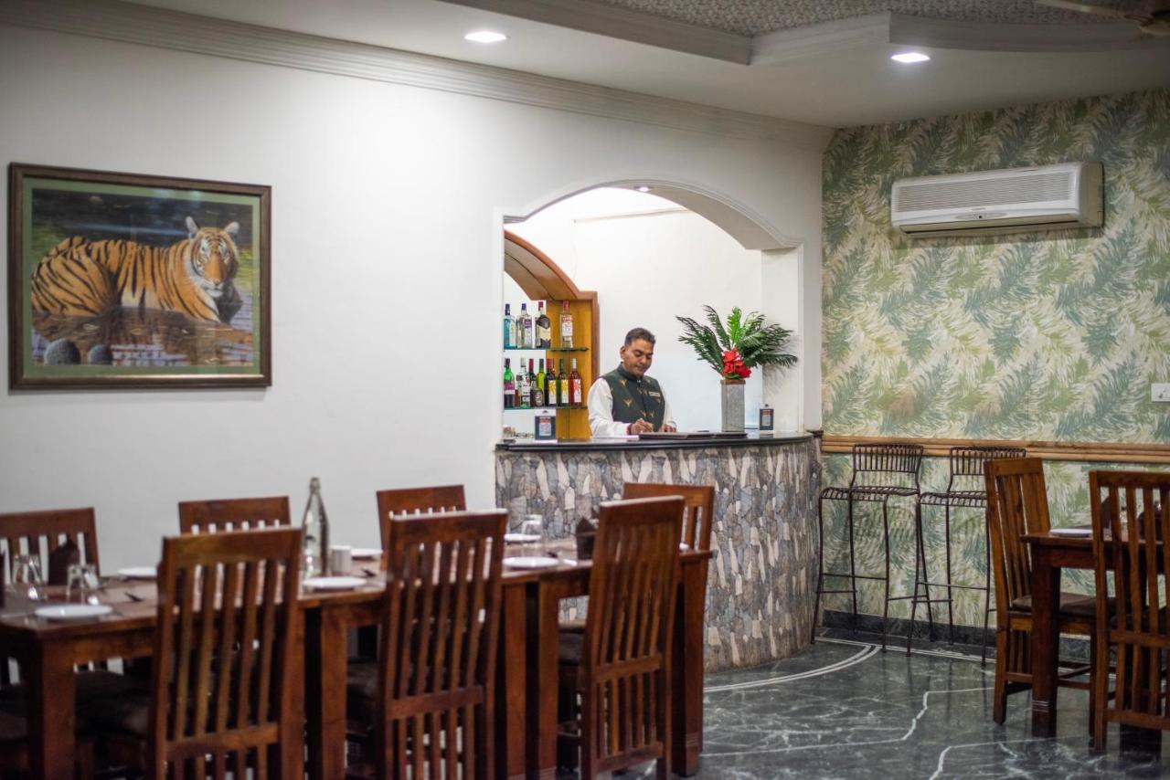 Hotel Ranthambore Regency Sawai Madhopur Buitenkant foto