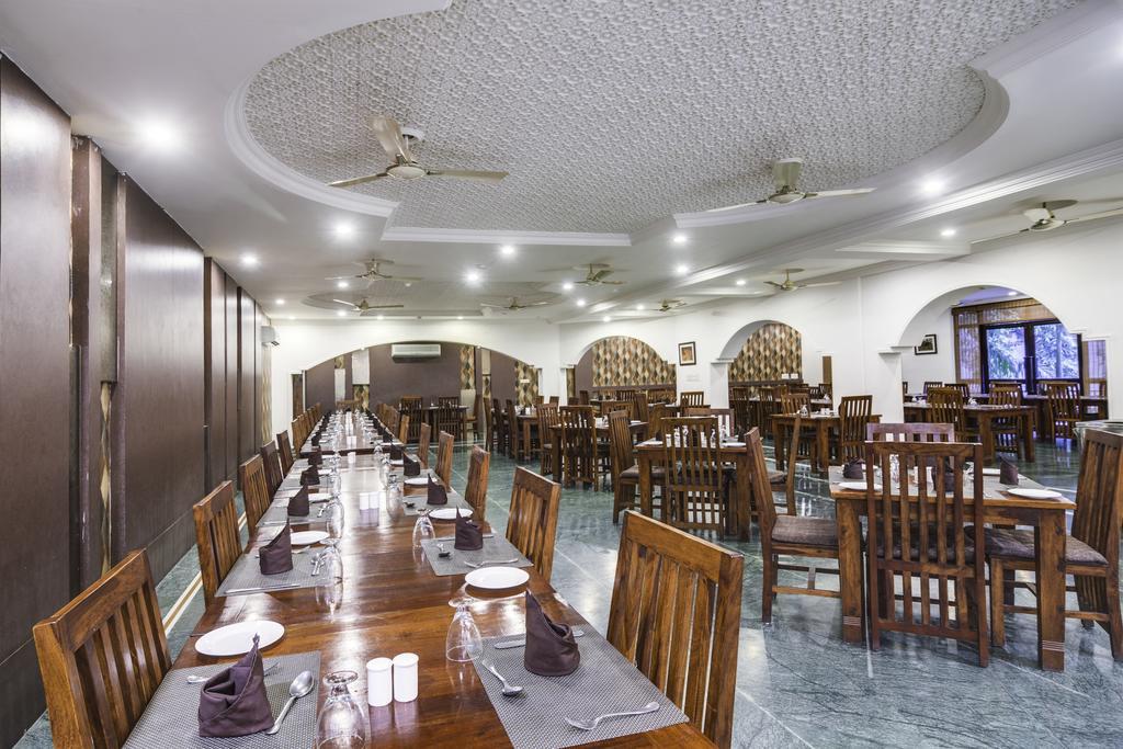 Hotel Ranthambore Regency Sawai Madhopur Buitenkant foto